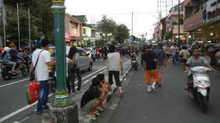 ジョグジャの目抜き通り