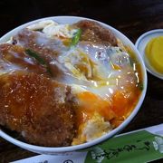 昭和のまんま、松尾食堂でガッツリ丼！