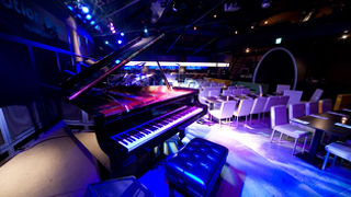 コットンクラブ、ブルーノートよりカジュアル