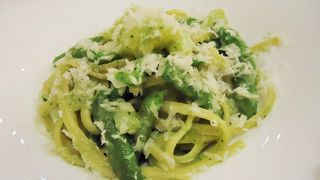 ホテルのレストラン