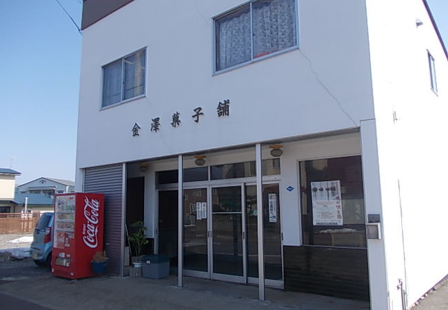 JR江差駅のすぐ近くにあります