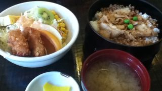 お店の雰囲気が個性的でした