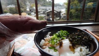 別府と言えば地獄蒸プリンですが。。。温泉卵かけごはんが美味しかったです