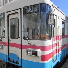 元三木鉄道の車輌。まだ元の塗装のまま