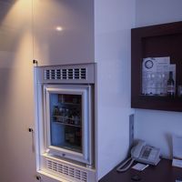 冷蔵庫がガラス扉で中が見える