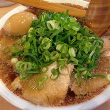 新京都濃厚しょうゆラーメン