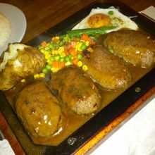 １ポンドハンバーグ