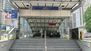 １番出口は空いている