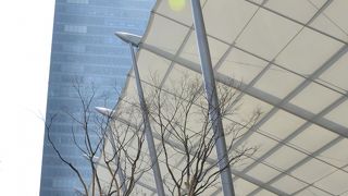 八重洲口南北を繋ぐ新しい「屋根」