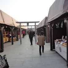 屋上にある神社