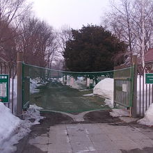 入口にはネットが張られていました