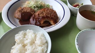 安くて眺めの良い食堂