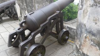 丘の上にあるので眺めが良い