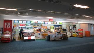 バスラウンジでの待ち時間に便利