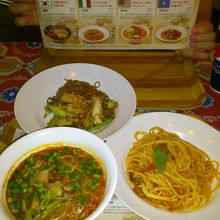 世界中の麺料理が食べられます