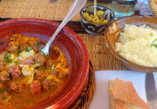 モロッコの味の再現に挑戦！≪卵と肉団子のタジン鍋≫