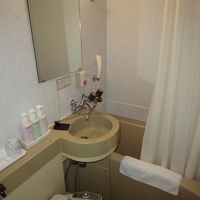 格安な割にアメニティーも充実。ナイロンタオルが特に重宝した。