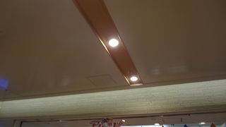 女の子で混雑していました。