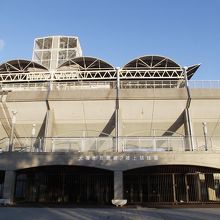 ヤンマーフィールド長居正面