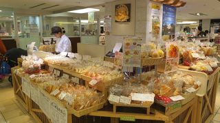 アトレ１Fにある天然酵母のパン屋さん