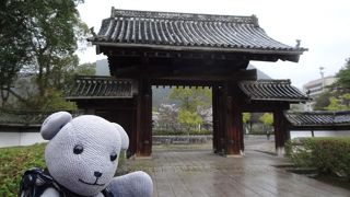 ２０１４年山口お宝展の目玉は藩庁門の開門！（ただし期間限定）