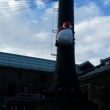 煙突にはサンタさんが・・