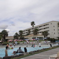 プールです。浅いところもあるので幼児でも楽しめます。