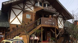 ガラス製品がずらり。