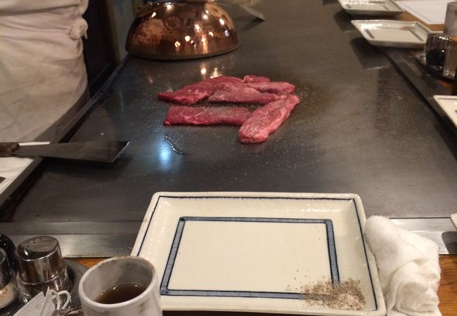 気取りのないご主人のステーキ