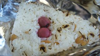 こういうあっさり系のおこわは、日本ならでは