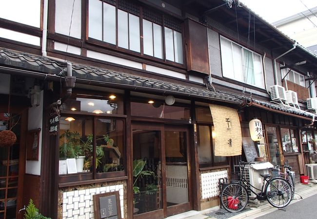 「雨林舎」◆京町家を改装したカフェです