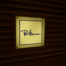 このロゴが目印