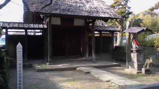 横浜市の有形文化財に指定されている門