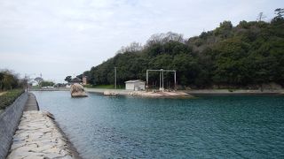 今は島ではありません　瀬戸大橋の眺めがよいです