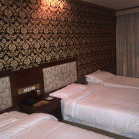 たばこのにおいあり