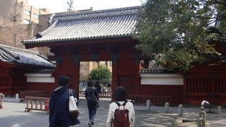 正門ではありません