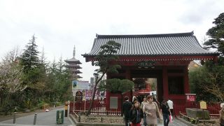 増長天と持国天が守護