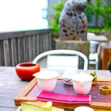 お茶とチーズケーキをたのみました。