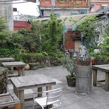 外のテラスです