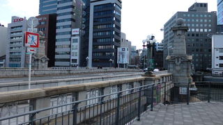 全長190mの綺麗な橋です。