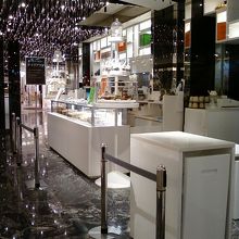 とにかく光がすごい。