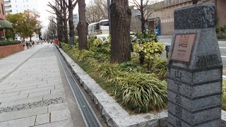 名所点在、テクテク歩くのもいい。