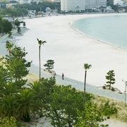 海水浴客がいないとこんなに素晴らしい砂浜なのだ！