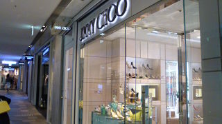 メンズとレディースと2店舗あります