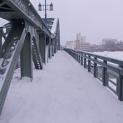 冬季は橋の通行（歩道）にご注意下さい