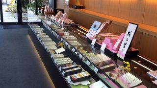 御苑の花見帰りに