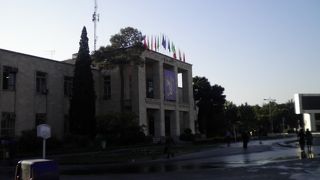 エマーム ホセイン広場