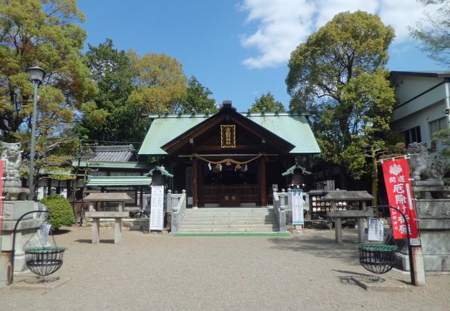 地域に溶け込んだ神社です