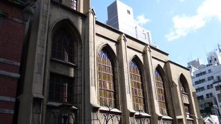 近代建築が多く残る一角です。