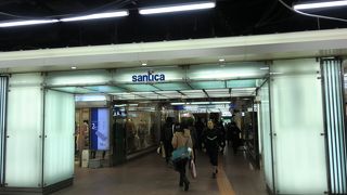 いろいろ便利な地下街